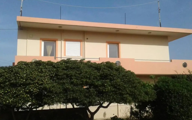 Kissamos Serene 3-bedroom Apartment