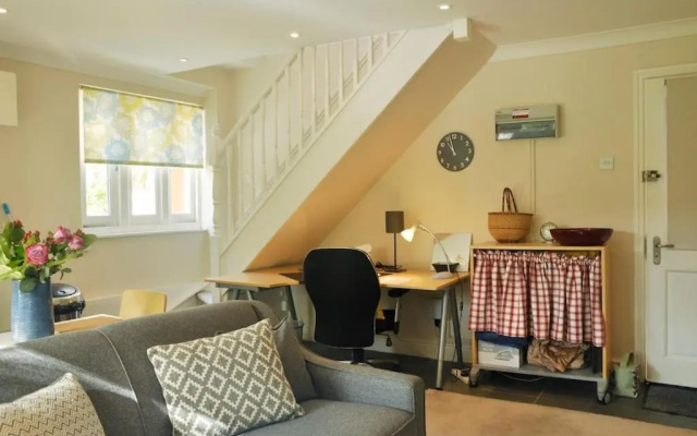 Trinidad, 45 School Road, Coach House
