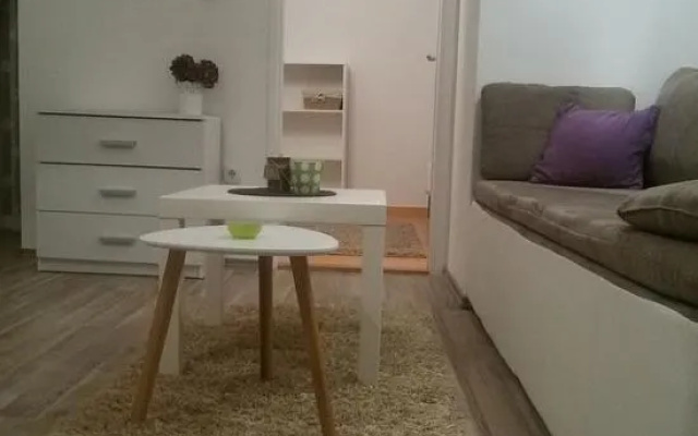 Apartment Mana