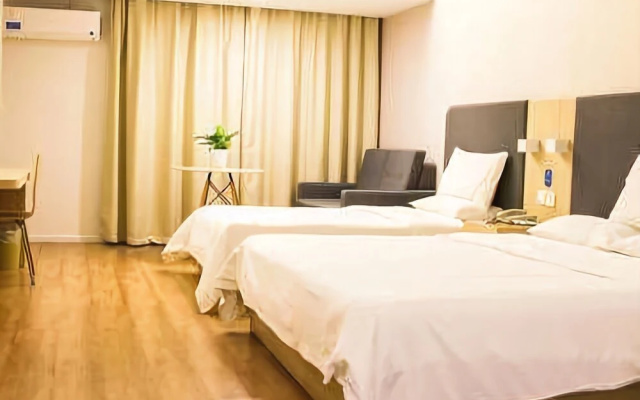Ruiyun Hotel (Guangzhou Huadu Shiling Leather City)