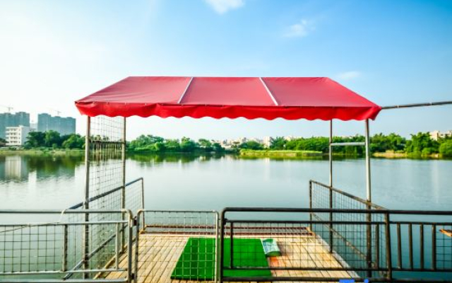 Huizhou Qingtang Lake Intelligent Hotel (Shuikou Lakeside Park)