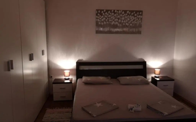 Apartment Jakus