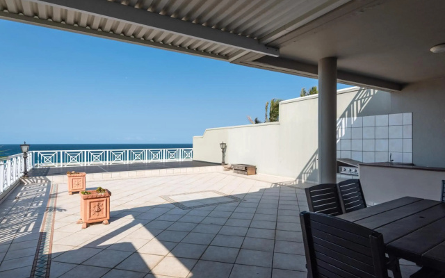 Le Rocella 4 - 2 Adults and 4 children only