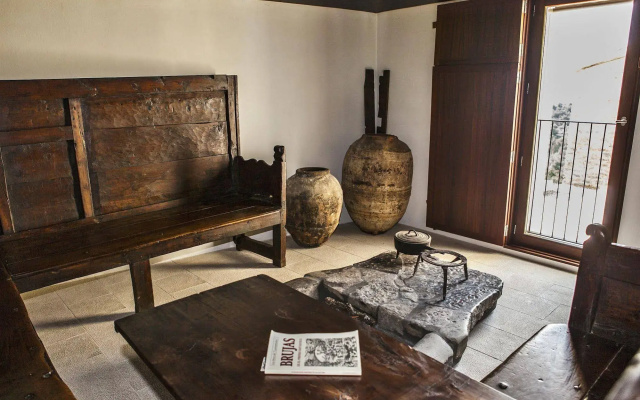 La Demba Art-Hotel & Restaurant