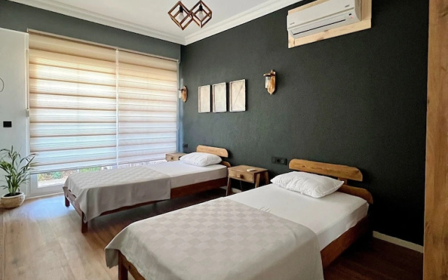 Lb Boutique Hotel