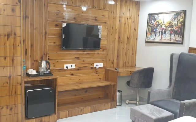 Hotel Grand Maurya