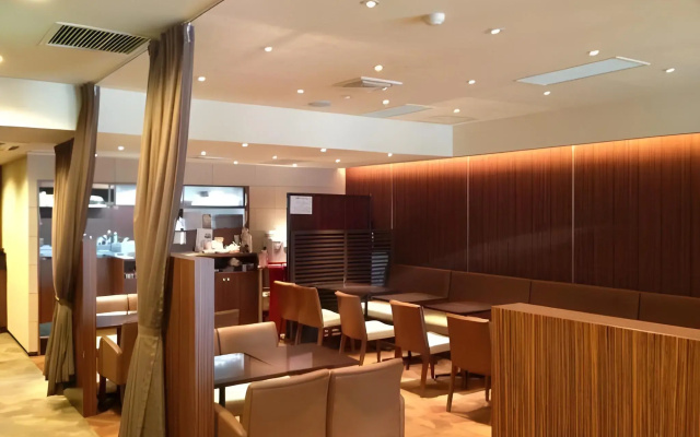 Hirakata Sun Plaza Hotel