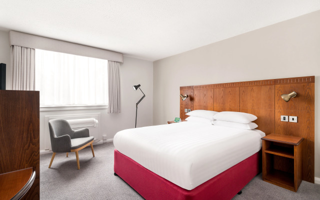 Holiday Inn Northampton by IHG