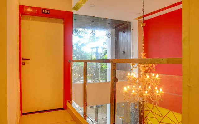 FabHotel Rajat Crown