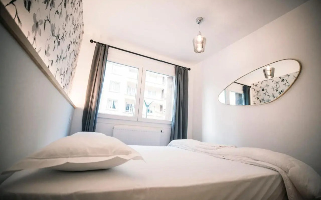 Le MAJESTIC **** : Luxury T2 plein centre / v-rent