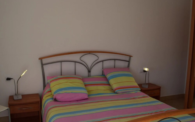 306-magnífica Casa con Piscina y Amarre