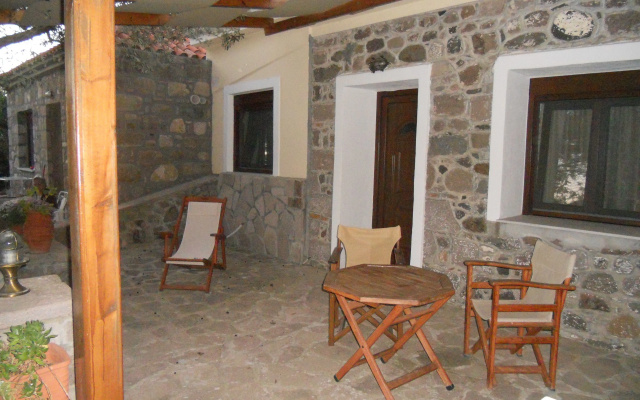 Nadia Apartments