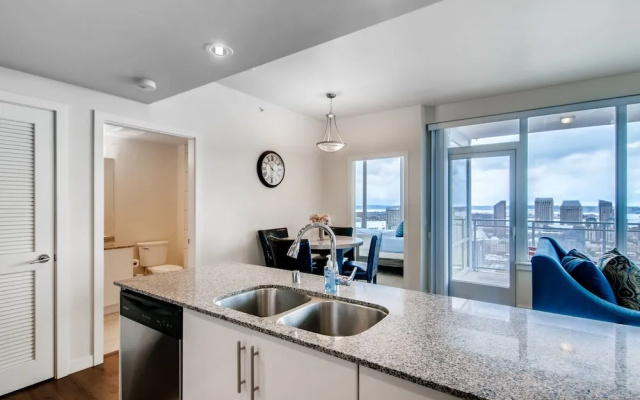 Amazing 3 Bedroom with Spectacular Views