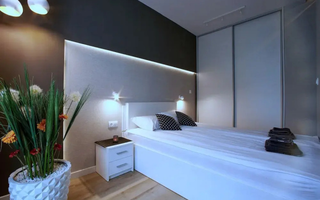 4UApart - Apartment suite Platan Grey