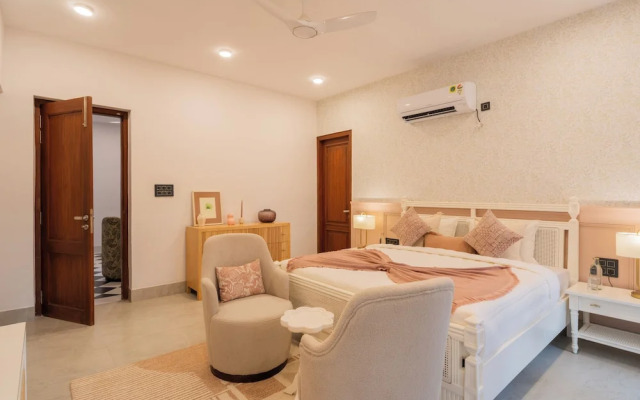 ELIVAAS Villa Paraiso 4 BHK with Pool