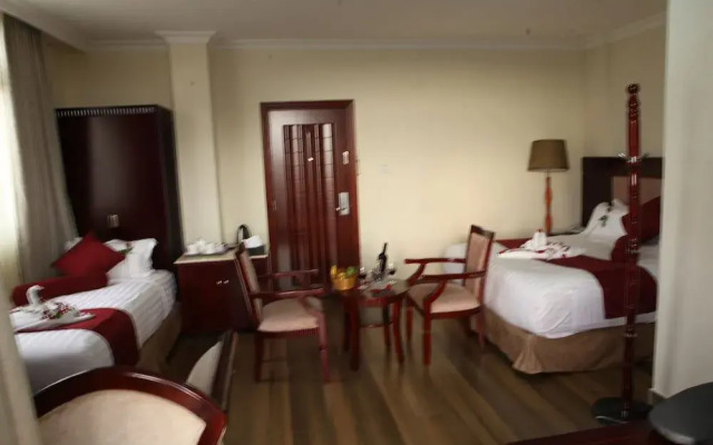 Waterfront Hotel