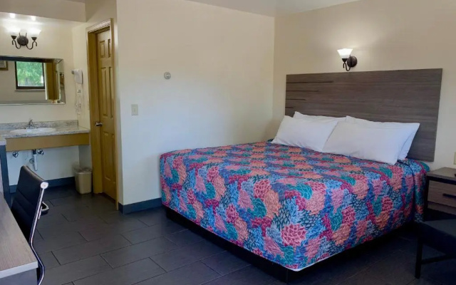 Kingsway Inn