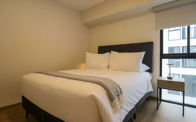 w Trendy Cozy 2BR w Balcony in Miraflores