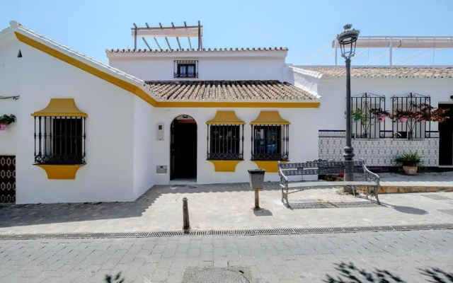 Renovated townhouse San Roque 85