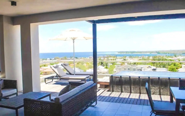 Carlos Bay 3 Penthouse