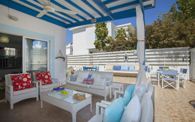 Villa Lydia