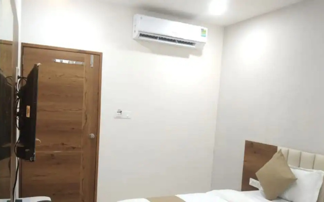 Hotel M D Residency Anand