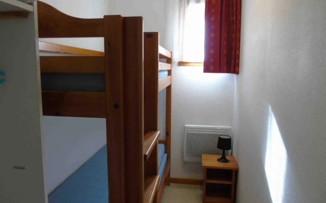 Lou Services Apartment H02 LSI 001