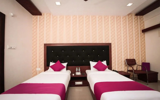 Nexstay Star Holiday Inn