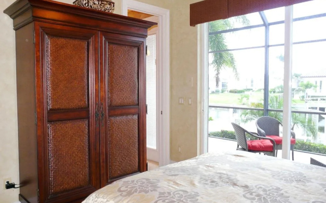 781 Sea Court