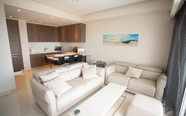 Nerreids Apartment E32 by Ezoria Holiday Rentals
