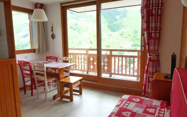 Alpine Escape With Terrace