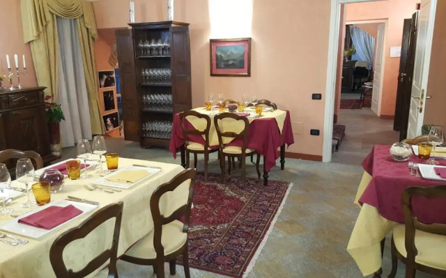 Palazzo di Mezzo