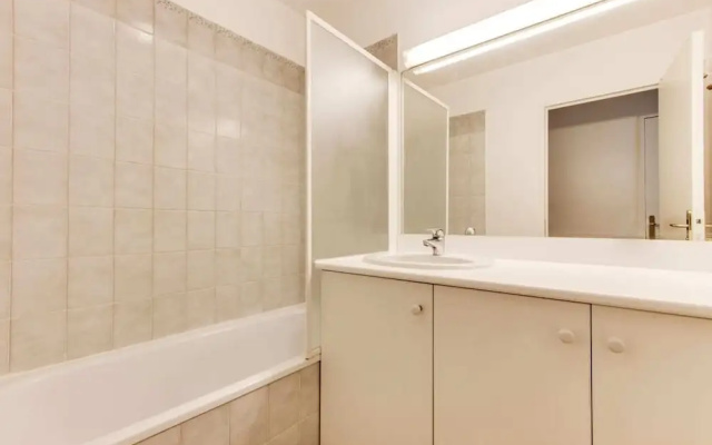 Bright 3BR Duplex Near Nation