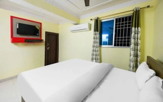 POP Oyo Flagship Moon Light Hotel