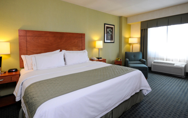 Holiday Inn Express Hotel & Suites Toluca Zona Aeropuerto by IHG