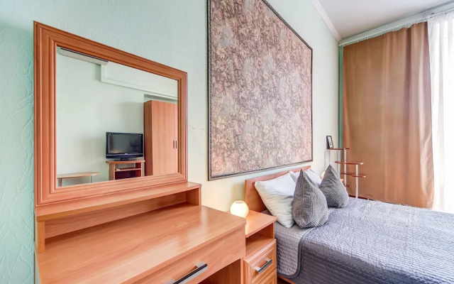 Guest house at Fontanka River Embankment 85