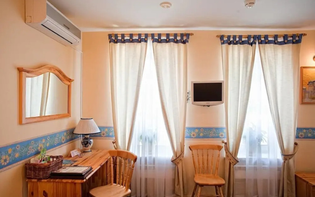 Imperial Village Hotel Rozhdestvenskii