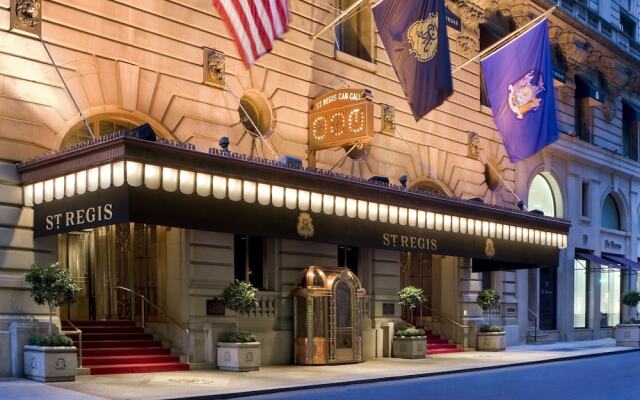 Отель The St. Regis New York США, Нью-Йорк - отзывы, цены и фото номеров - забронировать отель The St. Regis New York онлайн вид на фасад