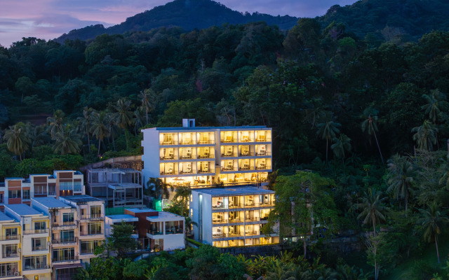 Отель Laelay Suites