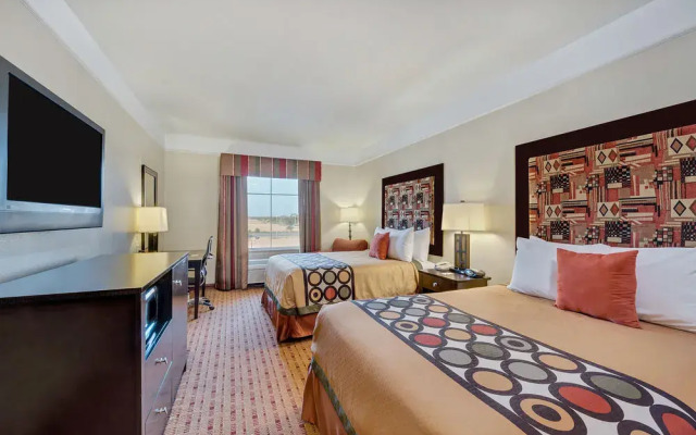 Super 8 by Wyndham Hidalgo/McAllen Area