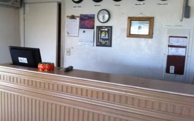 Townhouse Motel