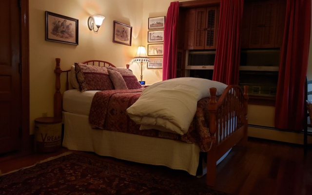 Harvest Moon Bed & Breakfast