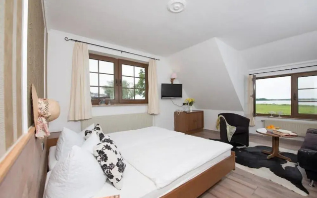 Pension Deichgraf Middelhagen