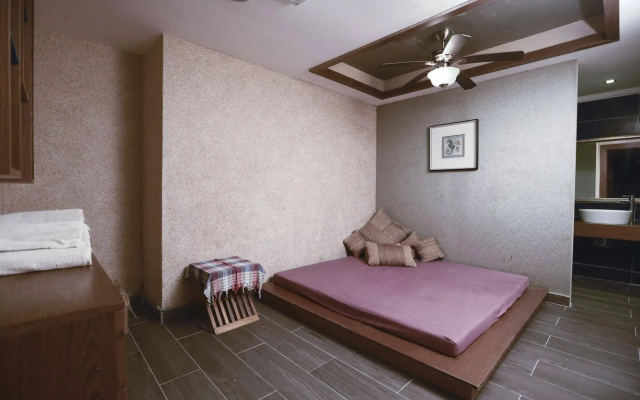Insula Resort & Spa