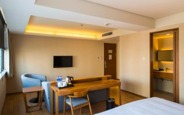 JI Hotel Shanghai Jinshanwei Railway Station