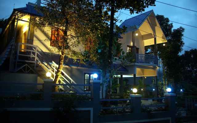 4 Bedroom Villa With Balcony Mountain View
