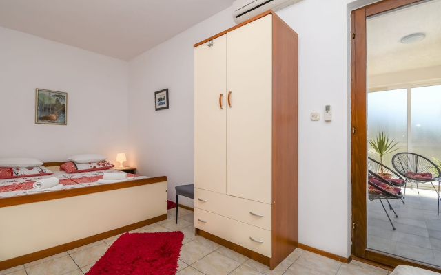 Apartment Ivo