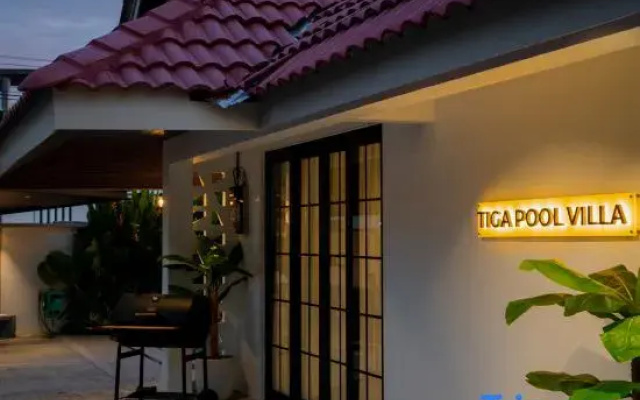 Ipoh Tiga Pool Villa by Papahost