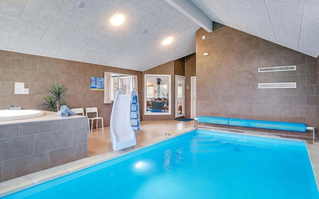 Spacious Holiday Home in Grenå near Sea
