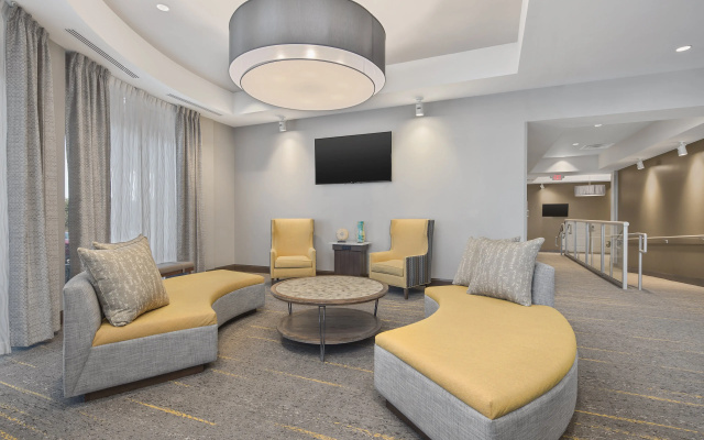 Staybridge Suites Florence - Civic Center by IHG